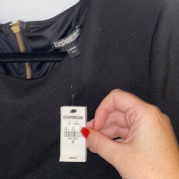 Express mini dress with exposed crop top - Picture 3 of 4